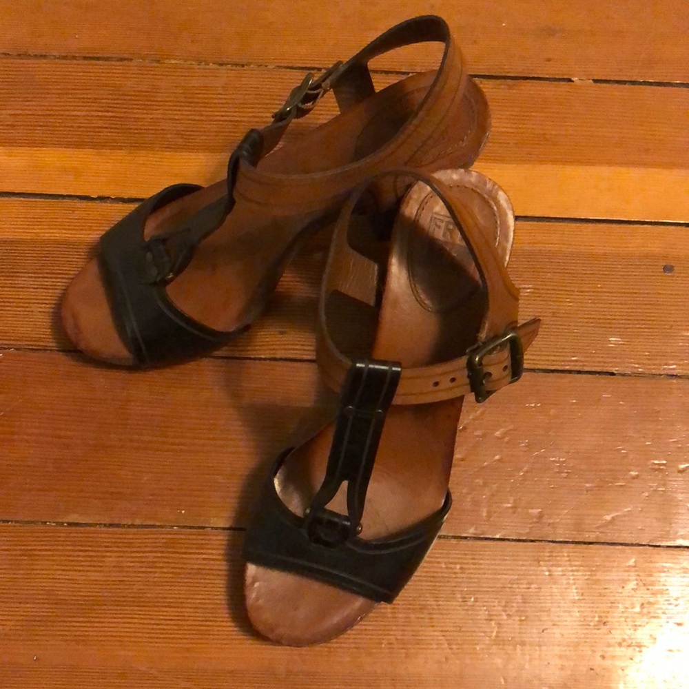 Frye two tone open toed sandals